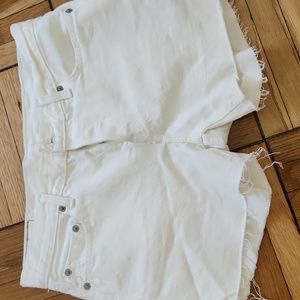 LEVI STRAUSS 501 white denim shorts